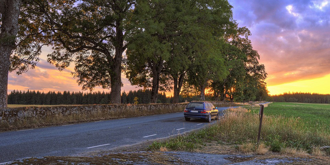 Pourquoi parle-t-on de dépendance automobile en zone rurale ? Quelles solutions ?