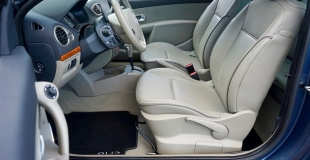 Comment nettoyer la moquette d'une voiture ?