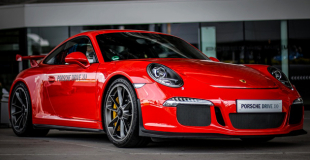 Assurance pour voiture de sport : prix et devis