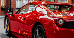 Assurance pour voiture de sport : prix et devis