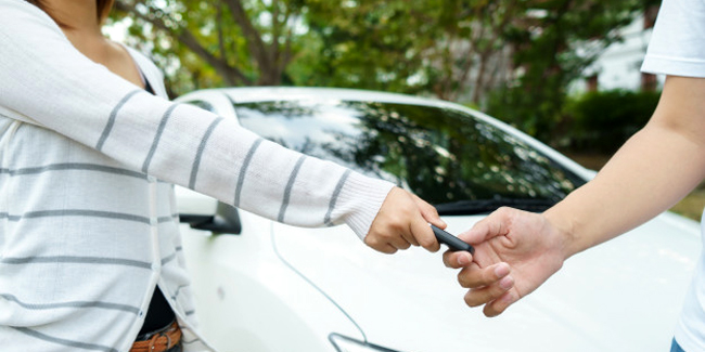 Prêter sa voiture et assurance auto : ce qu'il faut savoir !