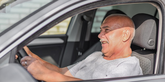 Assurance auto pour retraité et senior : comparateur et devis