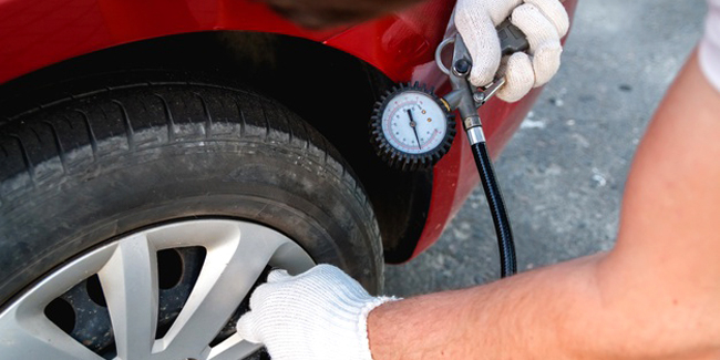 Pression des pneus : conseils et astuces d'un contrôleur technique