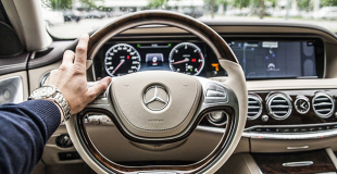 Assurance auto pour une Mercedes