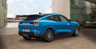 Leasing Ford Mustang Mach E en LOA ou LLD