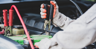 Démarrer sa voiture avec des câbles de démarrage : méthode et procédure !